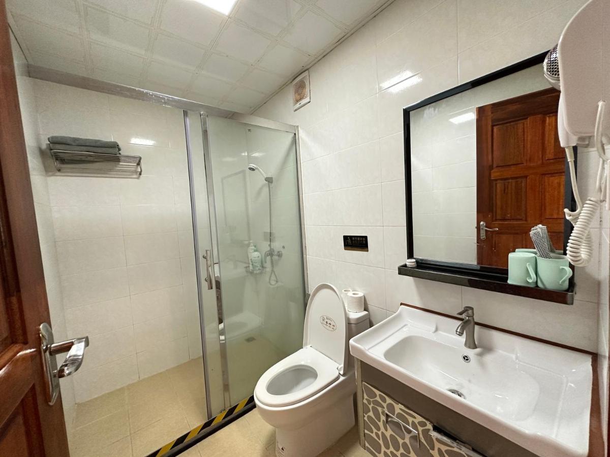 Shunde Palm Resort 仙本那顺德人家棕榈园 Semporna Exterior foto